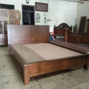 Tempat Tidur Minimalis